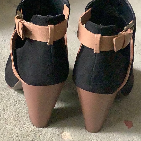 JustFab “Denene” Black Open Toe Heels SZ9 - Picture 4 of 7